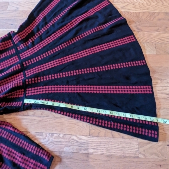 Danny & Nicole LP Red & Black Half Sleeve Sweater Dress w/ Flare Skirt‎ - Picture 12 of 12